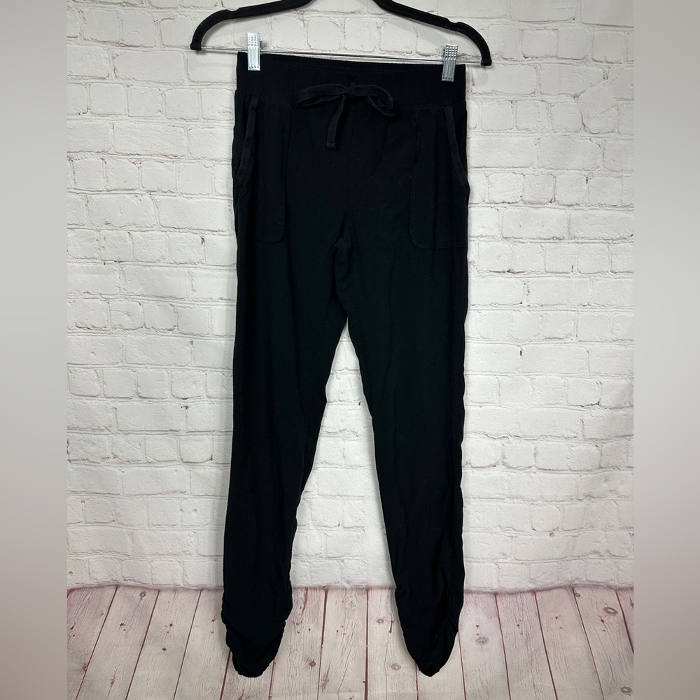HIppie Rose black Pull-On Rayon Pants Stretch Comfy Travel Boho Hippie Sz S